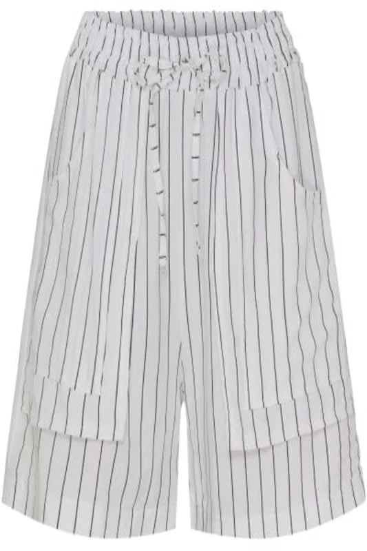 Loose Fit Marta Du Chateau - Mdczita Shorts - White