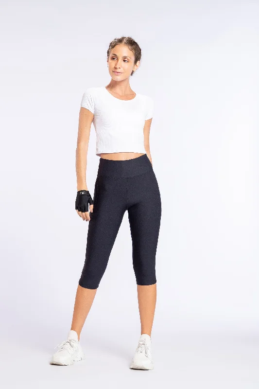 Effortless Dressing Hyper Block Capri