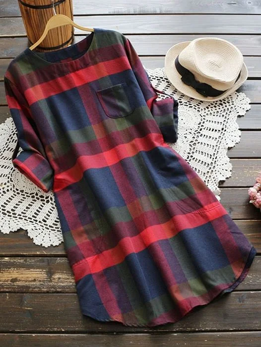 Youthful Casual Plaid Long Sleeve Round Neck Straight Short Plus Size Dress