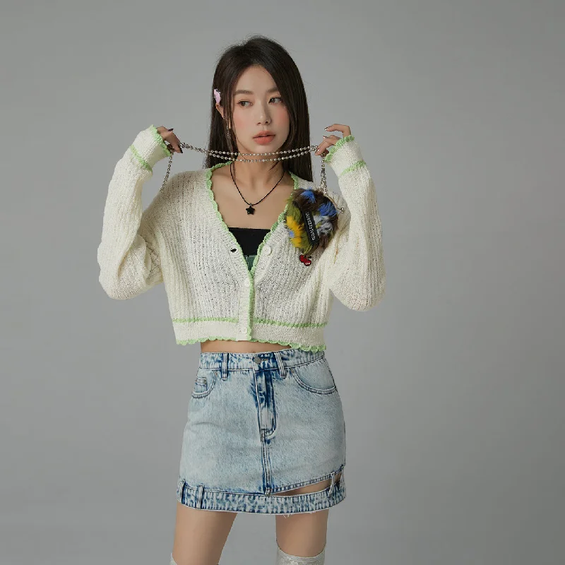 Design Trend V-Neck Crop Knit Cardigan