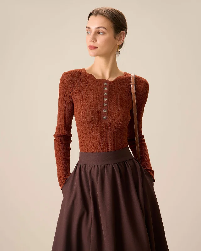 Single item design Women's Brown Round Neck Slim Sweater