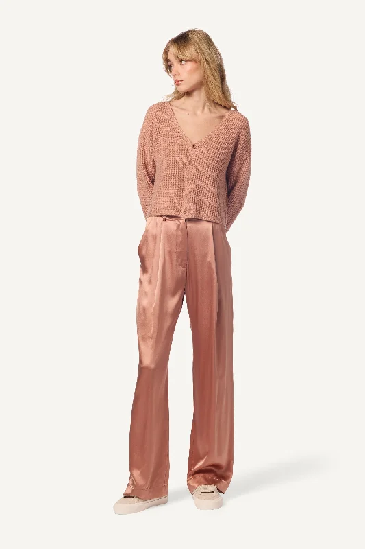 Street Show-off Style BIANCO CASHMERE CHUNKY WAFFLE STITCH  CROPPED V-NECK CARDIGAN | DEEP APRICOT
