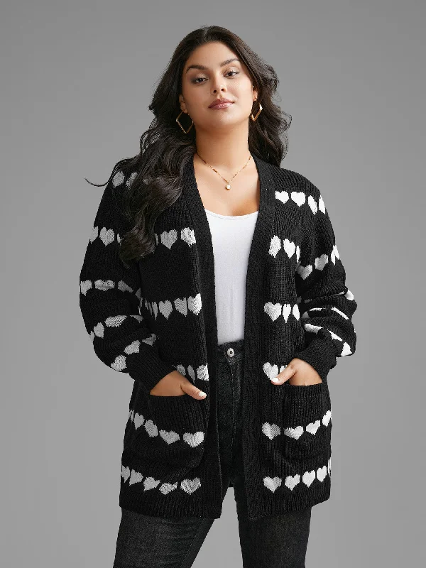 Soft Clothing Heart Pattern Jacquard Patch Pocket Cardigan