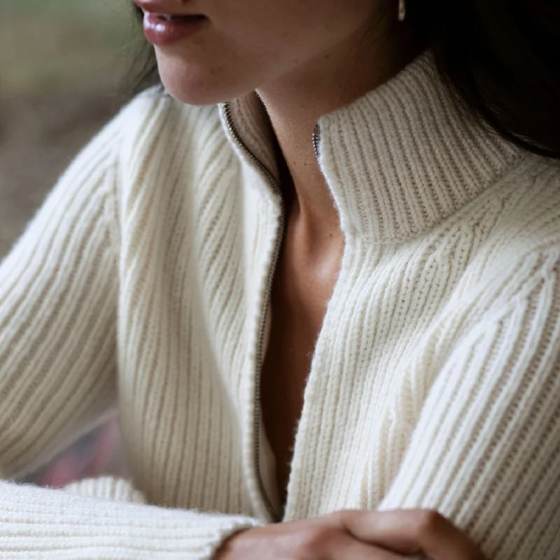 Soft Textures Women's Ribbed Zip Cardigan