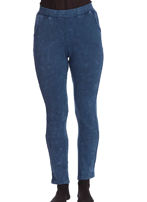 Light And Breathable Pocket Pant In Denim