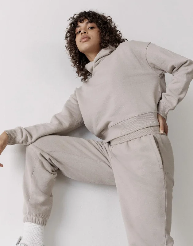 Modern Tailoring The Womens Pullover Crop Hoodie in Ashwood