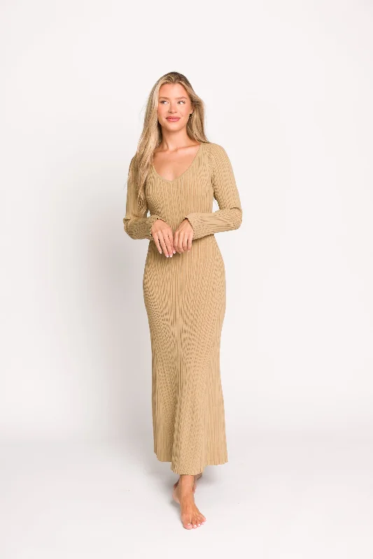 Urban Chic Keaton Knit Maxi Dress with V-Neckline in Beige