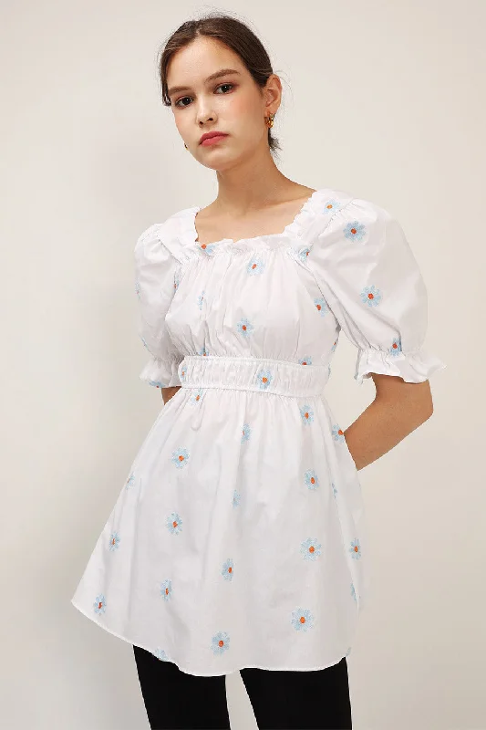 Relaxed Chic Elle Daisy Embroidery Puffed Dress