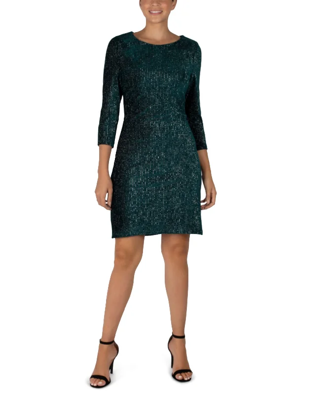 Cozy Look Julia Jordan 3/4 Sleeve Shiny Textured Velvet Sheath Dress