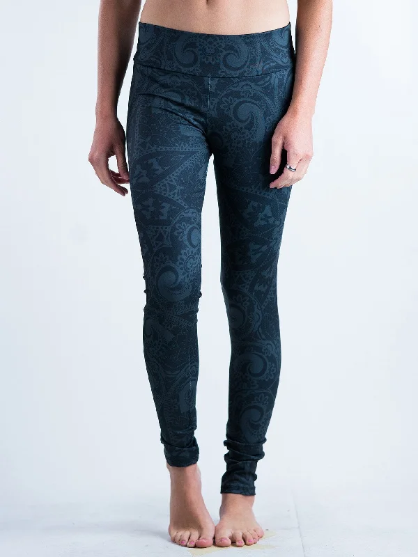 Classic Style Ghost Mandala Leggings