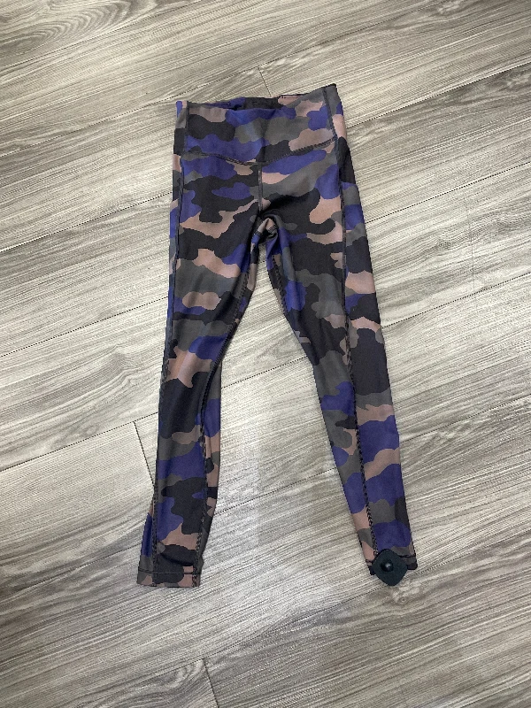 American Style Athletic Leggings By Athleta In Camouflage Print, Size: Xs