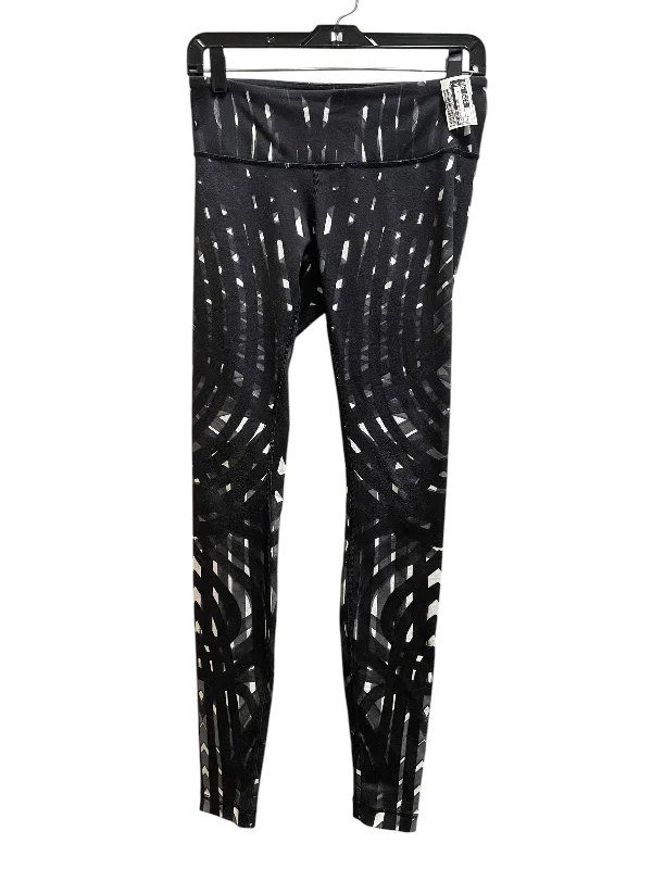 Fashion Wear Athletic Leggings By Lululemon In Black, Size: 4