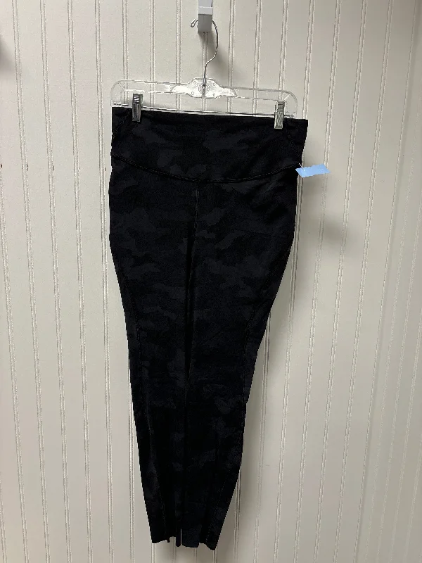 Multifunctional Style Athletic Leggings By Lululemon In Camouflage Print, Size: M