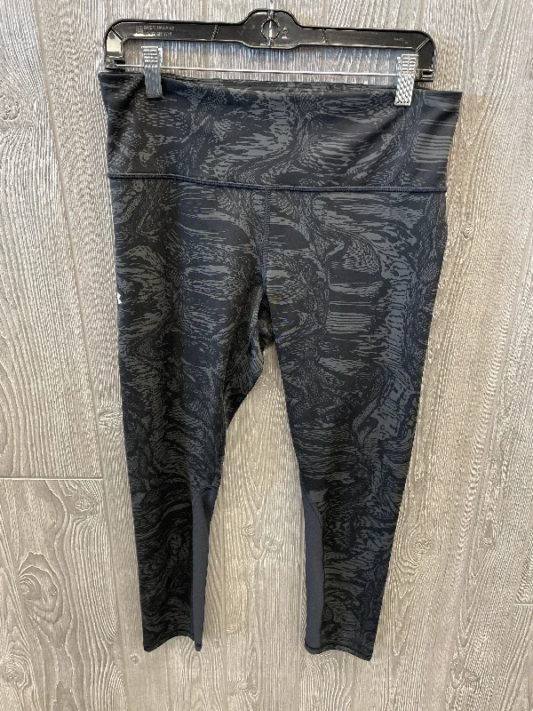 High-end Sense Athletic Leggings By Under Armour In Black, Size: L