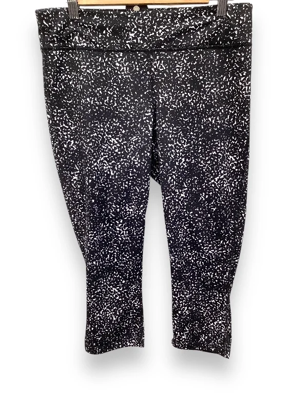 Classic Series Athletic Leggings By Xersion In Black & White, Size: M