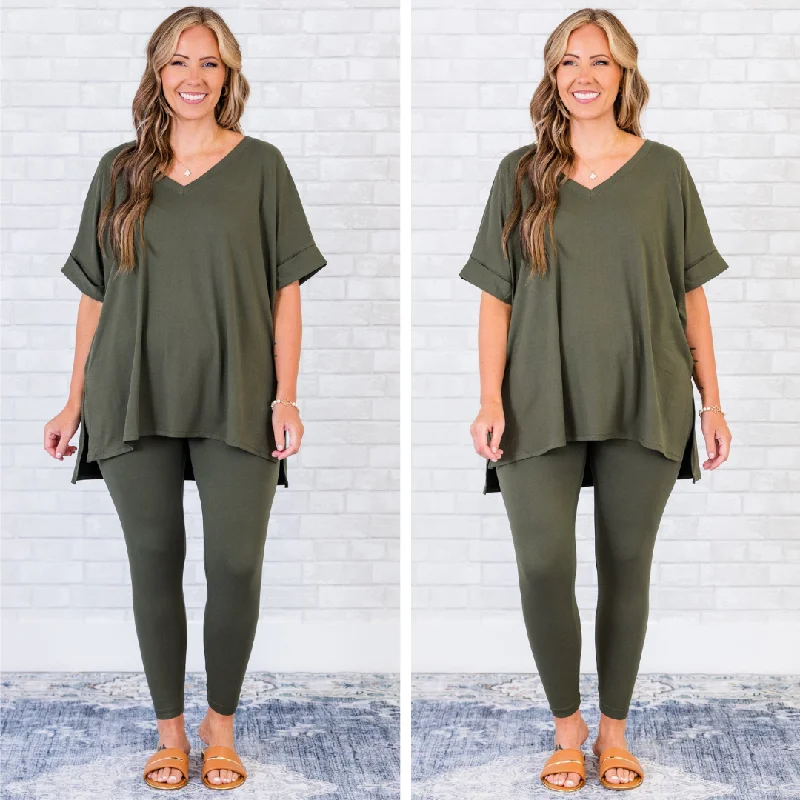 Classic Style Monochrome Moment Set, Dark Olive