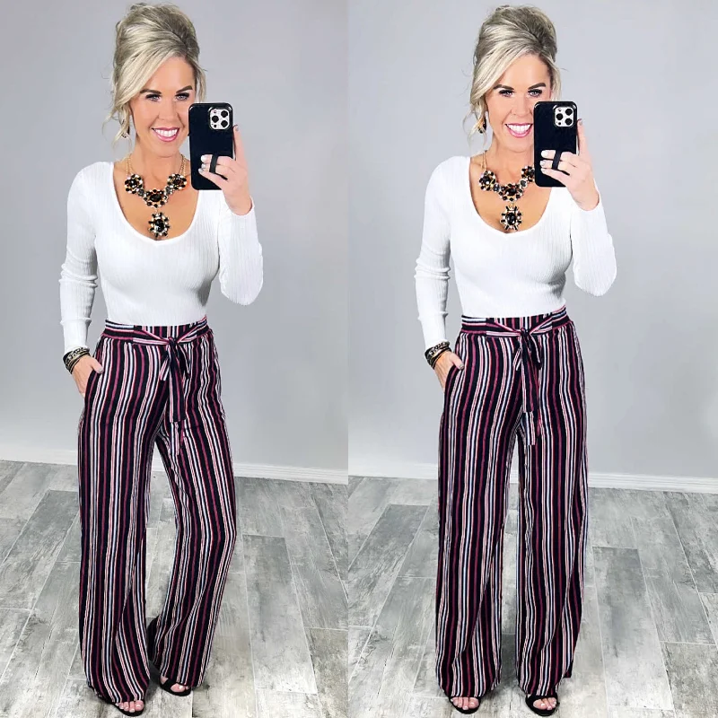 Trendy Items Stating the Obvious Pants - Black