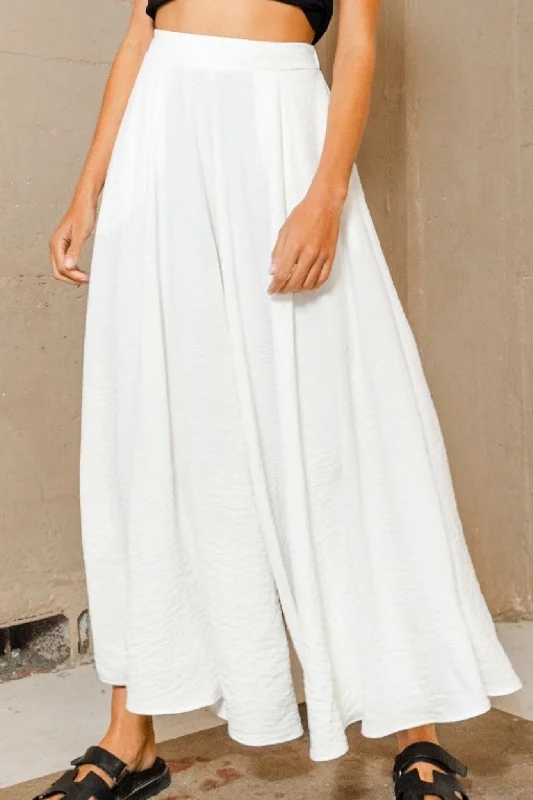 Wide Leg Woven Pant in White