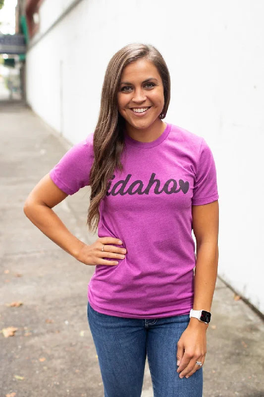 Youthful Magenta Idaho Heart Graphic Tee (Unisex SM-2X)