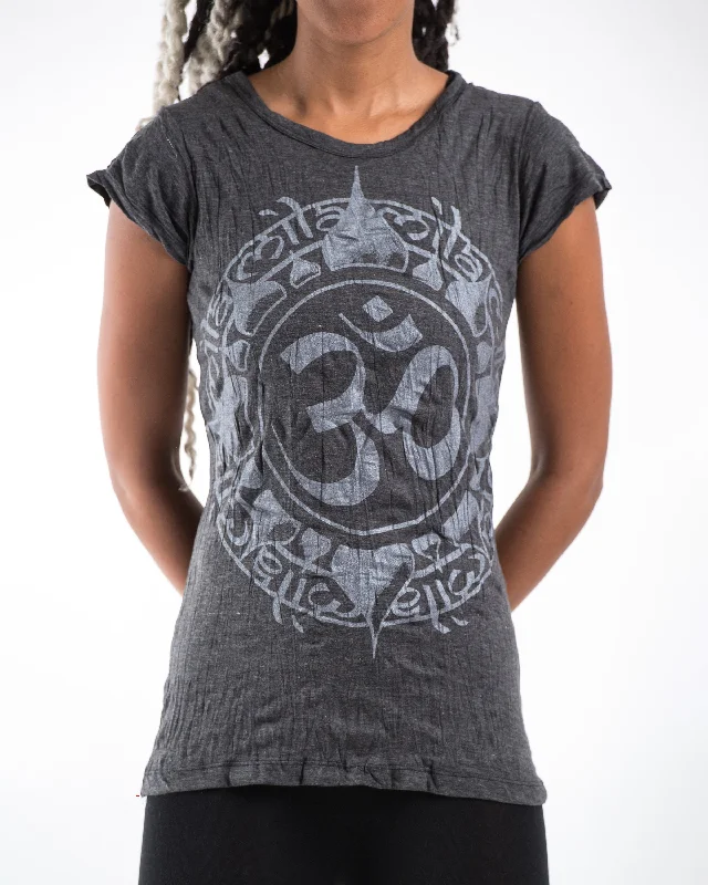 Casual And Comfortable Womens Infinitee Om T-Shirt in Silver on Black